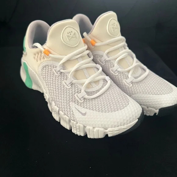 Nike Woman’s METCON - Picture 1 of 6